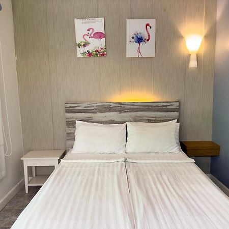 Bbhouse Pattaya Hotel Exterior photo