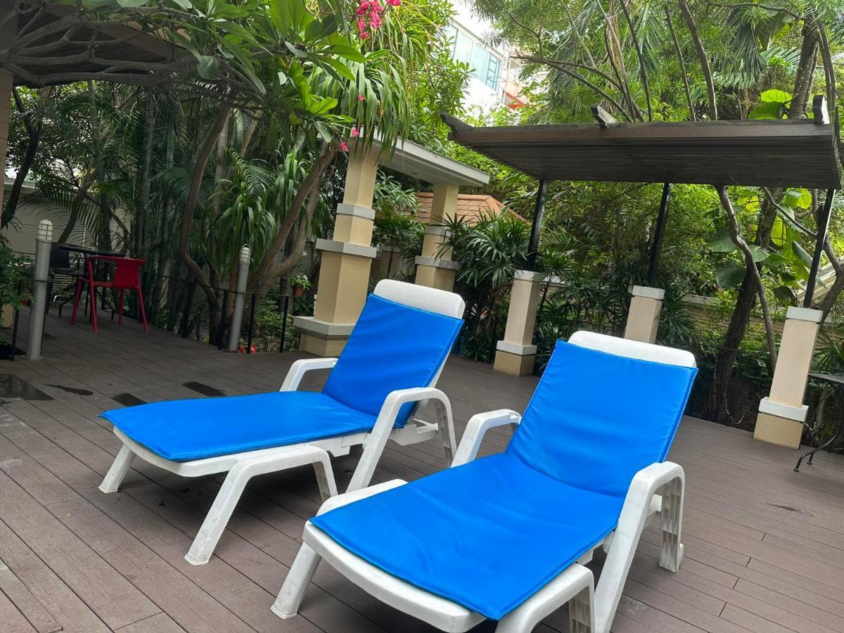 Bbhouse Pattaya Hotel Exterior photo
