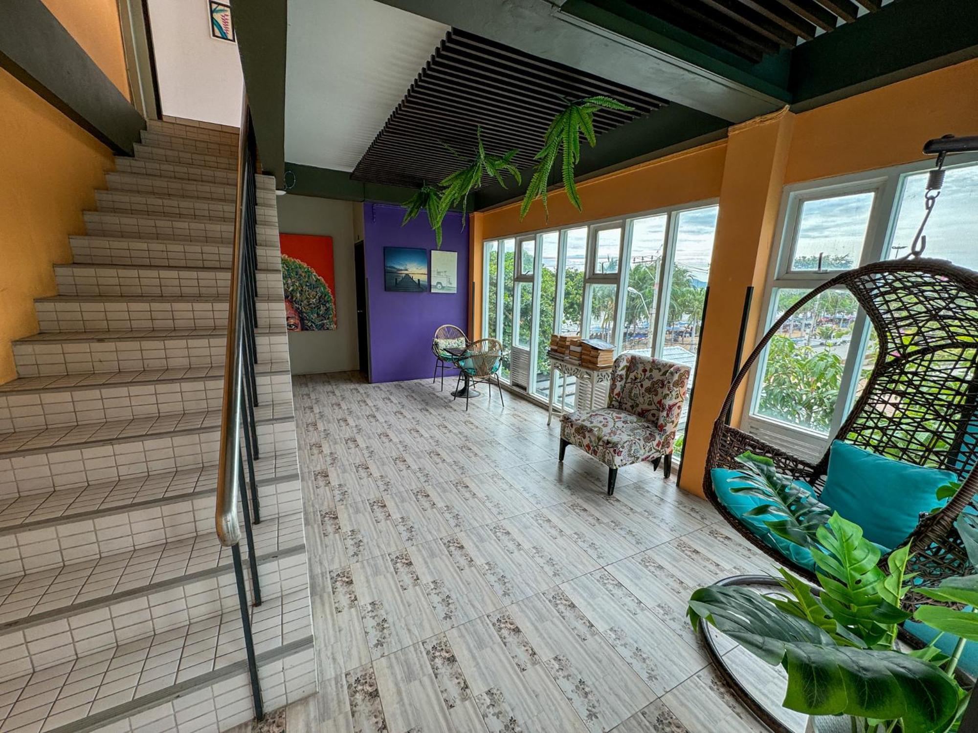 Bbhouse Pattaya Hotel Exterior photo